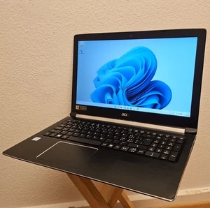 Acer 15.6" FHD i5 7a generazione, 256GB SSD, 8GB RAM, USB-C, Win11Pro - Foto 1 di 9