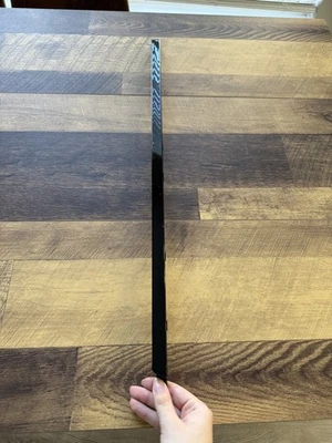 Оригинальный черный молдинг отделка центр нижний передний бампер для Hyundai Sonata Sport 2018–2019 годов выпуска - Изображение 1 из 4