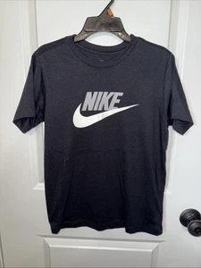Camiseta Nike para niños talla M - Imagen 1 de 2