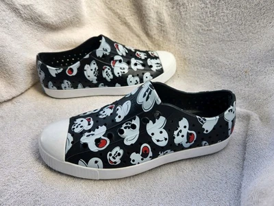 Zapatos negros de Mickey Mouse nativos de los parques de Disney talla 10 para mujer talla 8 para hombre Foto 1 de 4