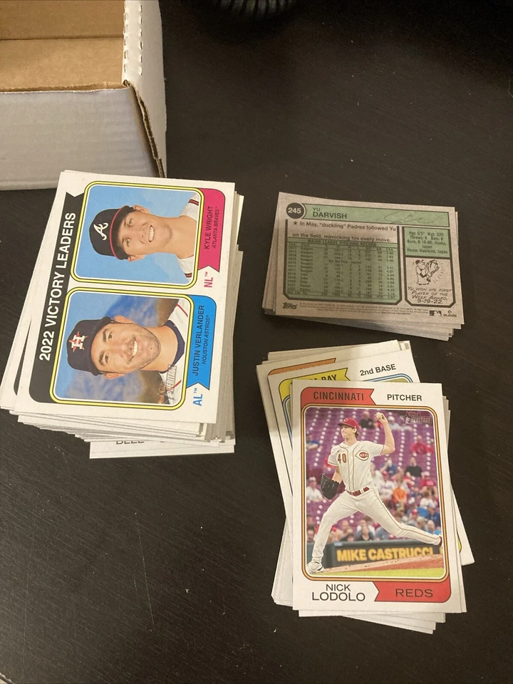 2023 Topps Heritage Complete Your Set (201 - 400) - Image 1 of 1