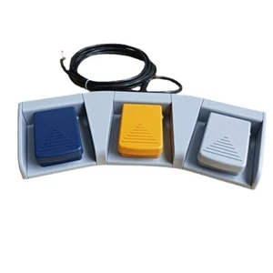Three-pedals Foot Control Switch 6C2.5M For X-ray Machine - Picture 1 of 6