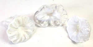 3 Trumpet White SWIRL Hand Blown Art Glass Flowers Lilies - Picture 1 of 9