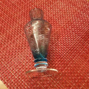 Vtg 1970s Ice Blue Delicate Art Glass Bud Vase Slightly Ribbed 5 1/2” Tall - Picture 1 of 8