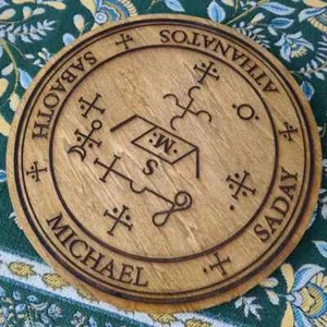 Archangel Seals | Engraved Wooden Altar Plates Witchcraft | Wicca | Magic Style - Picture 1 of 4