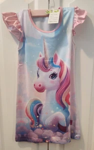 Girls unicorn nightgown in 5-6Youth - Picture 1 of 4