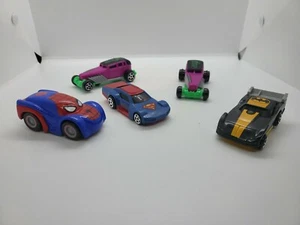 hot wheels Dc Comics 2010 Pull Back Launchers & Maisto Spider-Man - Picture 1 of 12
