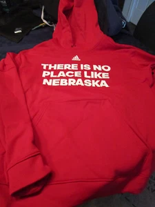 NEW ADIDAS MENS NO PLACE LIKE NEBRASKA CORNHUSKERS HOODED SWEATSHIRT RED LG - Picture 1 of 3