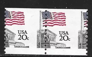 ** US #1895 .20c FLAG SUPREME COURT MISPERF COIL PAIR MNH NICE ** - Picture 1 of 2