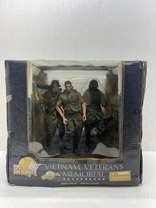 Figura conmemorativa The Ultimate Solder CP3369 2000 Vietman Veterans Se (VP4023675) - Imagen 1 de 12