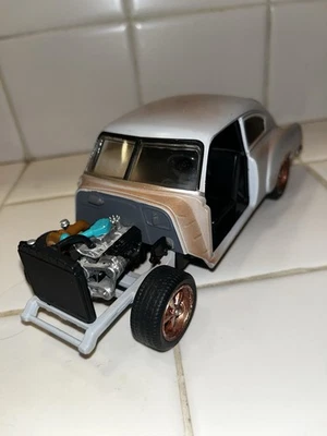 Fast & Furious Jada 1/24 DOM'S CHEVROLET FLEETLINE  Out of Box - Image 1 of 4