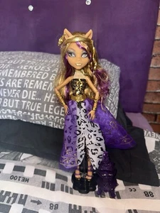 Monster High Clawdeen Wolf Doll and Lantern 13 Wishes Series A26 - Picture 1 of 5