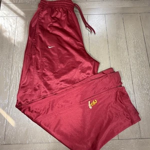 USC Trojaner Nike Trainingshose Herren 3XL rot Gummibund sportliche Seitenlinie - Bild 1 von 8