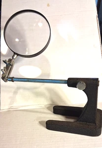 Vintage Desktop Magnifying Glass With Black Cast Iron Stand Moveable Lens USA - Picture 1 of 16