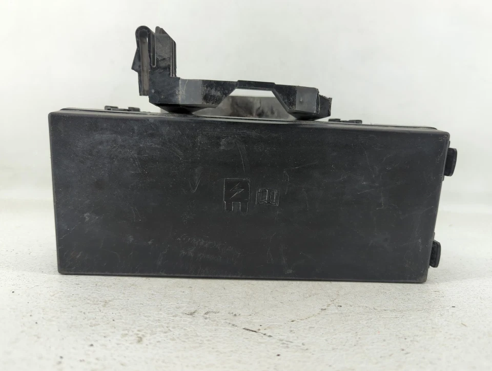 Ford Edge 2011-2011 caja de fusibles caja de fusibles módulo de relé ULUYQ Foto 1 de 4