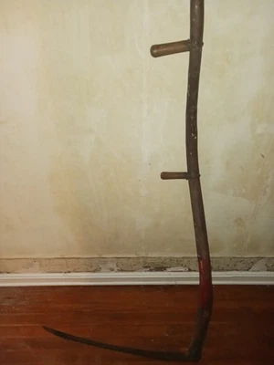30.5" Antique Seymour Ironclad Scythe Snaths Grass - 5ft  2 Handle Original  - Image 1 of 4