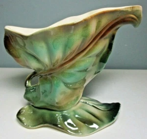 Vintage Shawnee USA 822 BANANA LEAF VASE/PLANTER, 6 1/2" Tall ~ Beautiful! - Picture 1 of 6