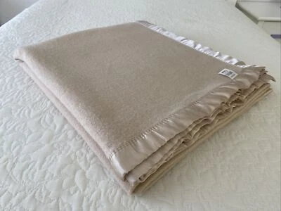 Target Pure Australian Wool Beige Large Double / Queen Blanket 265 cm x 215 cm - Image 1 of 4