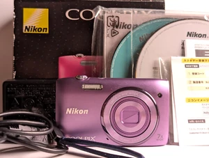 N Mint  Nikon COOLPIX S3500 20.0MP Compact Digital Camera Works in English Japan - Picture 1 of 10
