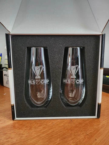 Rare MLS Cup Souvenir Glasses Soccer Football 8 Oz 5.5" Cover