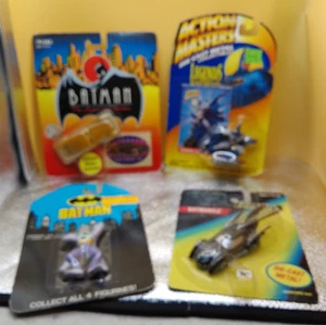 Batman DC Comics 1989 1994 Kenner Ertl Applause Joker Bruce Batmobile NOS Lot 4 - Bild 1 von 10