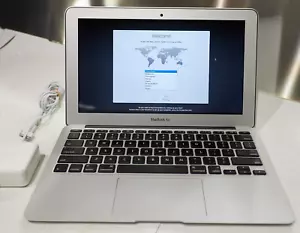Laptop Apple Macbook Air 2013 A1465 11" I5 1.3GHz 4GB 128GB SSD MD711LL/A - Imagen 1 de 10