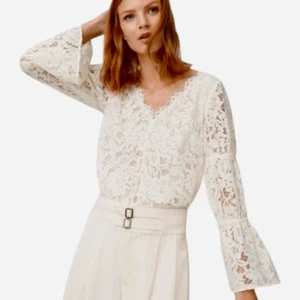Club Monaco Jarne Ivory V-Neck Lace Blouse Size Medium - Picture 1 of 9