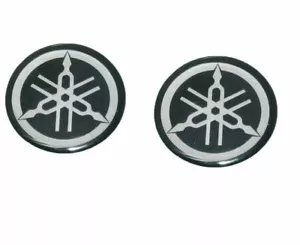 Fuel Tank Logo Sticker Decal Set Black & Silver 50 mm For Yamaha Crux - Bild 1 von 4