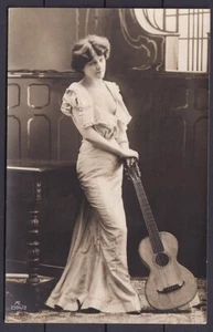 Foto postal g3135/Dinamarca 1908 # Mujeres en vestido de corte bajo con guitarra musical - Imagen 1 de 2