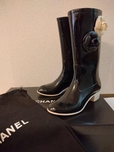 CHANEL Rain Boots Camellia Black Coco Mark Size 37 Made in Italy From Japan Used - Picture 1 of 17