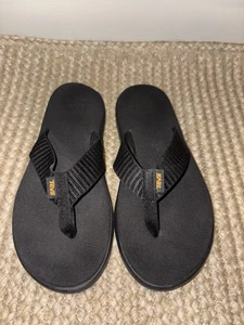 Teva Boys Black Flip Flop Sandals In Size 8- EUC - Picture 1 of 3