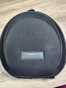 Auriculares con cancelación de ruido acústico BOSE QuietComfort 15 *SOLO ESTUCHE RÍGIDO* - Imagen 1 de 5