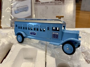 Hallmark Kiddie Car Classics Sidewalk Cruiser 1932 Keystone COAST TO COAST BUS - Bild 1 von 23