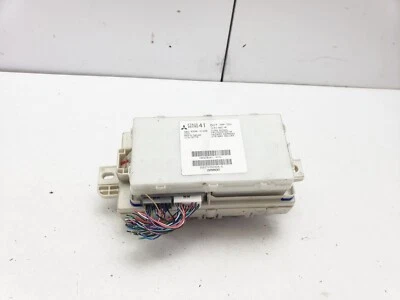 MITSUBISHI SHOGUN SPORT MK3 CENTRALINA LUCI DI PERICOLO DI SVOLTA 2018 8637B241 - Immagine 1 di 4