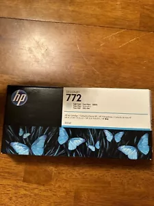 GENUINE HP #772 300ml Light CYAN Cartridge CN632A DESIGNJET Z5200 NEW SEALE - Afbeelding 1 van 4