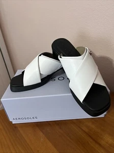 NUEVO EN CAJA Sandalias Aerosoles Duane Blancas Talla 9M - Imagen 1 de 5