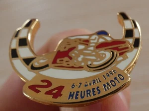 SCHÖNE PINS MOTORRAD DIE 24 STUNDEN APRIL 1996 ZAMAC - Bild 1 von 4