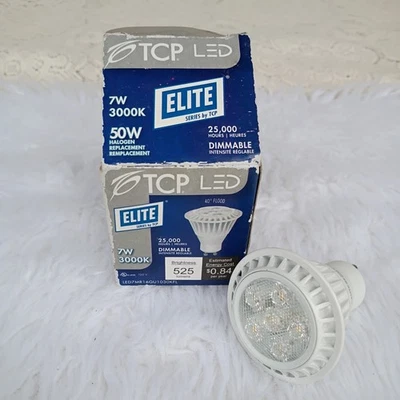 TCP ELITE LED 7 MR16GU1030KFL. 7W- 3000K 50W Halogen Replacement Up 25000hours. - Image 1 of 4