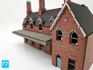 Modelux TT Gauge West Malling Station Building, Kent - KIT 1:120 - Picture 1 of 7