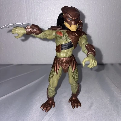 Figura de acción Berserker The Predator 2020 7" juguete - exclusiva de Walmart Foto 1 de 4