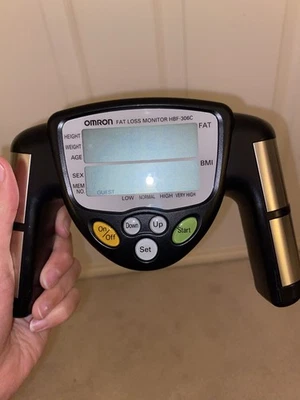 Монитор потери жира OMRON HBF-306C черный портативный - Изображение 1 из 2
