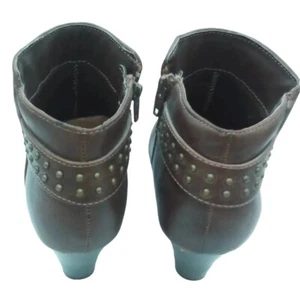MOOTIES TOOSIE Women's Ankle Boot, Brown, Side Zip  2.5" Heel Size 7.5 M - Picture 1 of 12