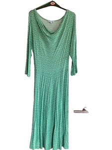 Dickins and Jones Green Print Dress Size 18 - Picture 1 of 2
