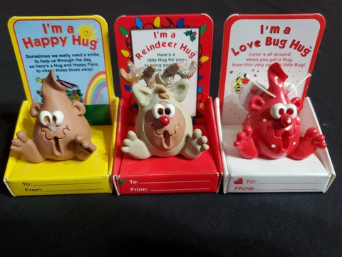 Huge 31 Piece Lot The Hug Factory figurine designed by Christa All New Cover