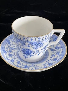 Antigua taza y platillo DEMITASSE ROYAL CROWN DERBY oro blanco azul matrimonio - Imagen 1 de 9