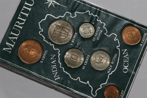 🧭 🇲🇺 MAURITIUS SUPER COLONIAL CASED MINT SET B88 #70 BX16 - Bild 1 von 6