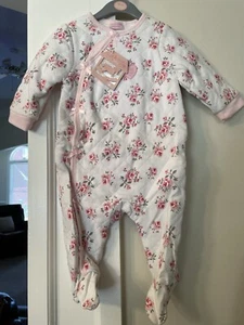 Rock-a-Bye Baby Girls Cotton Footed Quilted Warm Coverall One-Piece 6-9 mo New - Picture 1 of 2