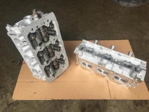 2000-2010 Chrysler Dodge 300 Charger 3.5 SOHC Cylinder Heads PAIR NO CAMSHAFTS - Picture 1 of 12