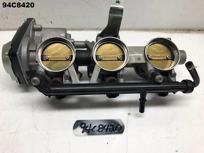 MV AGUSTA F3 675 800 2012 - 2023 THROTTLE BODY & FITTINGS OEM LOT94 94C8420 — 第 1/4 张图片