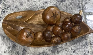 Vintage MCM Wooden Fruit and Matching Tray 5 Piece Apple Banana Grapes Pear - Picture 1 of 16
